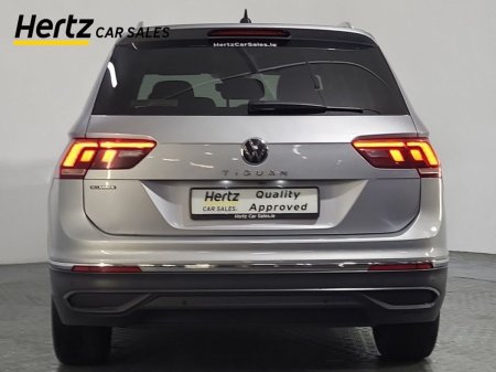 2024 Volkswagen Tiguan Allspace - photo 4