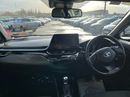 2022 Toyota C-HR - photo 8