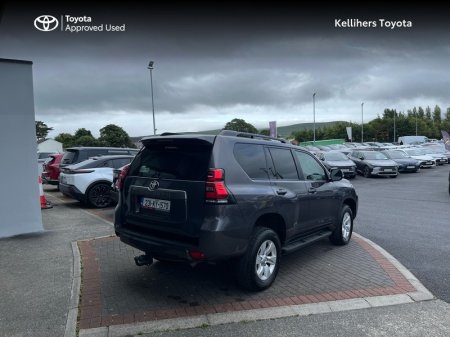 2023 Toyota Land Cruiser - photo 2