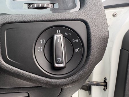 2019 Volkswagen Golf - photo 29