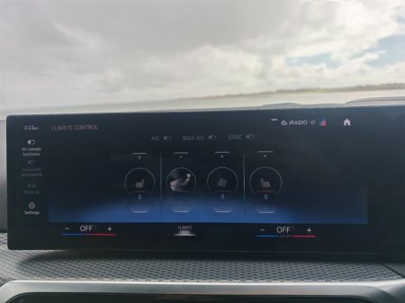 2023 BMW 3-Series - photo 22