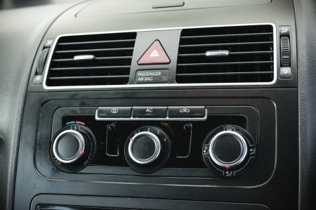 2011 Volkswagen Touran - photo 15