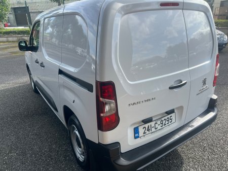 2024 Peugeot Partner - photo 4