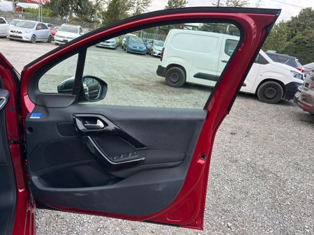 2017 Peugeot 208 - photo 10