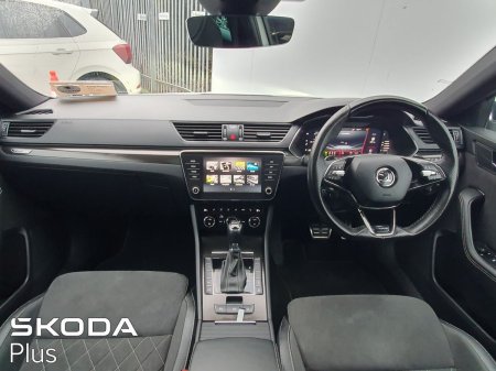 2024 Skoda Superb - photo 2