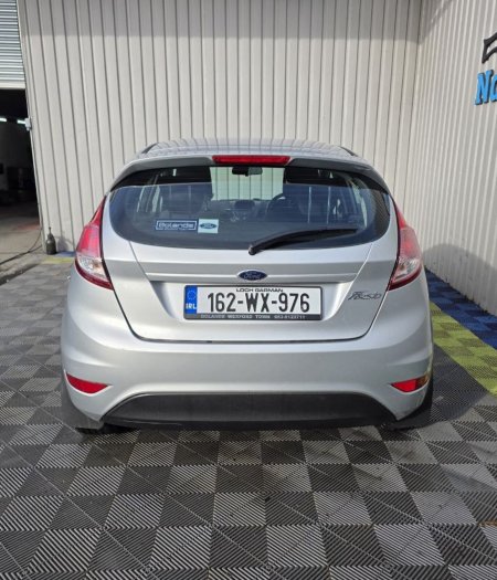 2016 Ford Fiesta - photo 4