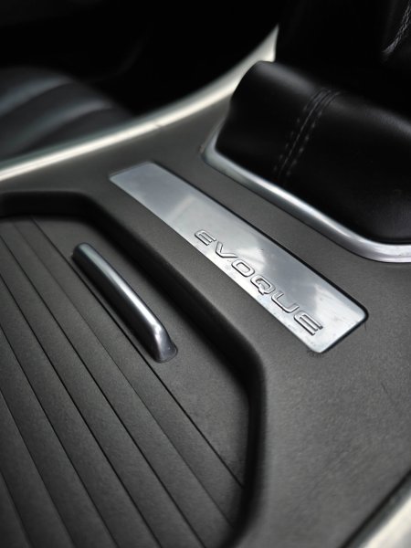 2017 Land Rover Range Rover Evoque - photo 15