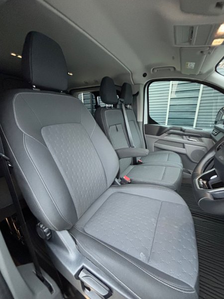 2025 Ford Transit Custom - photo 27