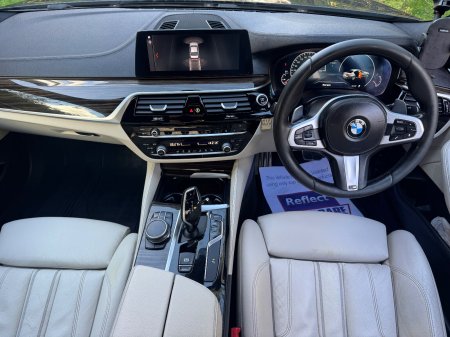 2019 BMW 5-Series - photo 8