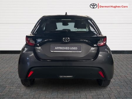 2022 Toyota Yaris - photo 4
