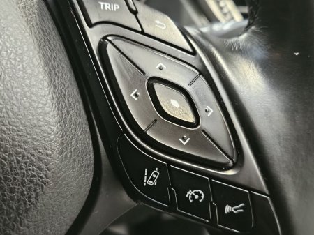 2018 Toyota C-HR - photo 11