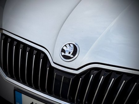 2019 Skoda Superb - photo 18