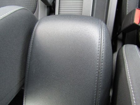 2019 Ford Focus - photo 33