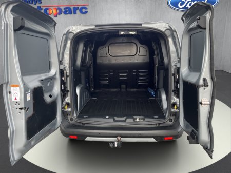 2025 Ford Transit Courier - photo 16