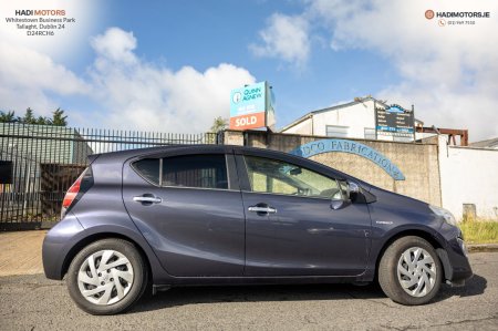 2015 Toyota Aqua - photo 6