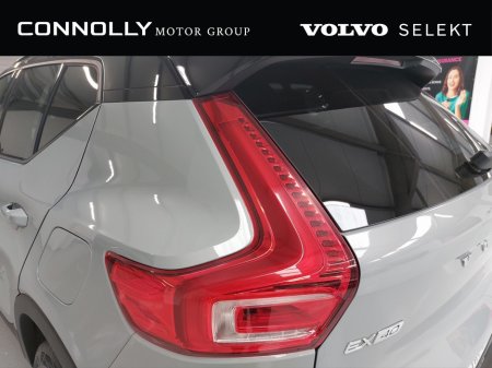 2025 Volvo EX40 - photo 16