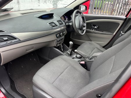 2012 Renault Fluence - photo 25