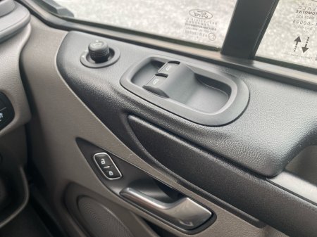 2020 Ford Transit Custom - photo 15