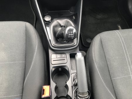 2020 Ford Fiesta - photo 13