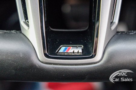 2025 BMW 5-Series - photo 30