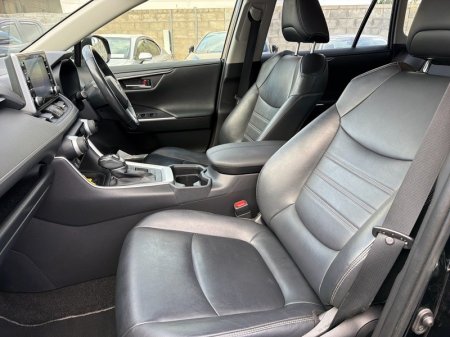 2021 Toyota RAV4 - photo 6