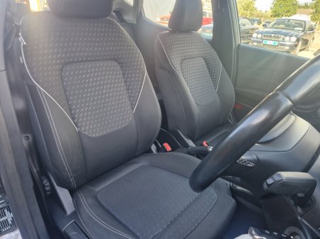 2018 Ford Fiesta - photo 5