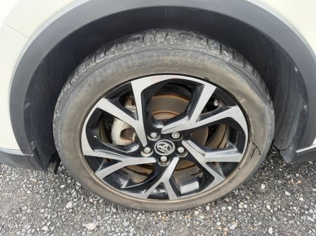 2017 Toyota C-HR - photo 9