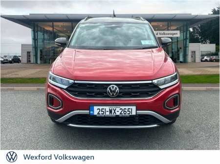 2025 Volkswagen T-Roc - photo 14