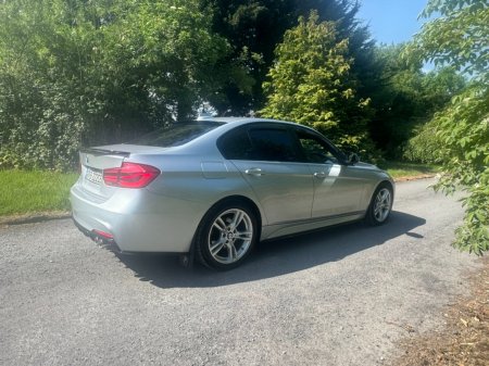 2017 BMW 3-Series - photo 2