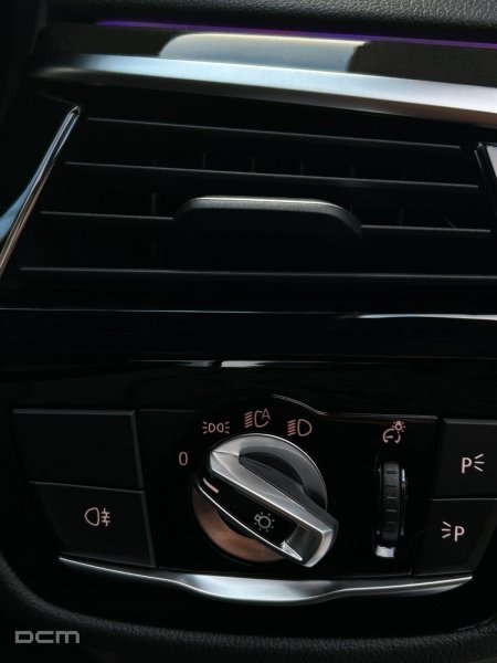 2020 BMW 5-Series - photo 28