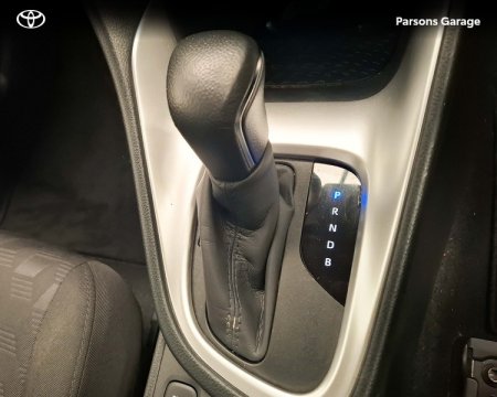 2024 Toyota Yaris - photo 9