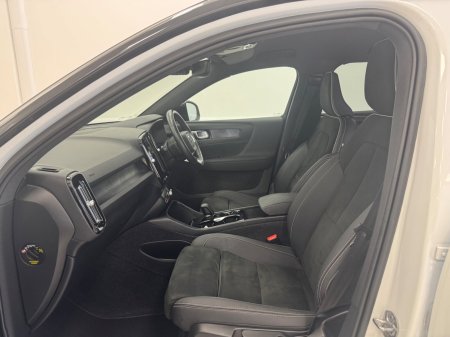 2022 Volvo XC40 - photo 6