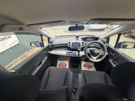 2014 Honda Freed - photo 11