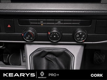 2023 Volkswagen Transporter - photo 9