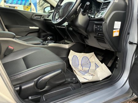 2018 Honda Grace - photo 10