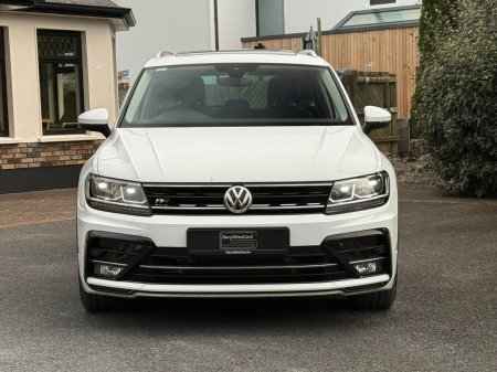 2020 Volkswagen Tiguan - photo 2