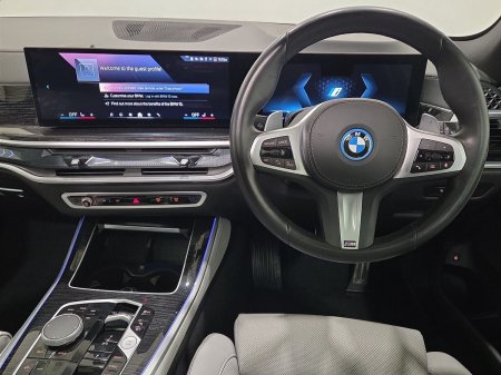 2025 BMW X5 - photo 5