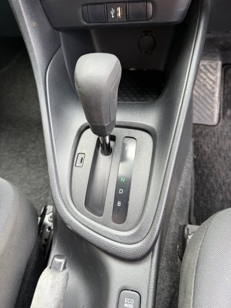 2021 Toyota Yaris - photo 18
