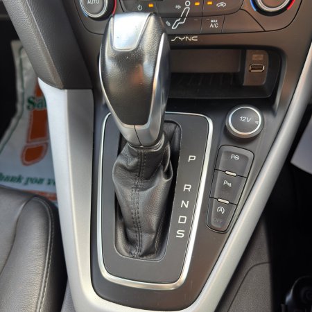 2015 Ford Focus - photo 19