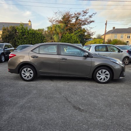 2018 Toyota Corolla - photo 4