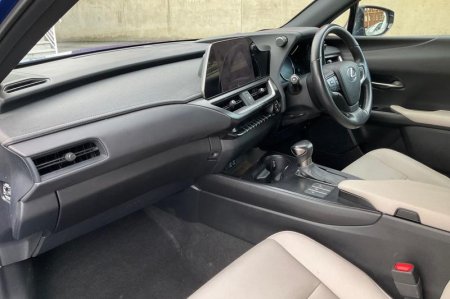2023 Lexus UX - photo 18