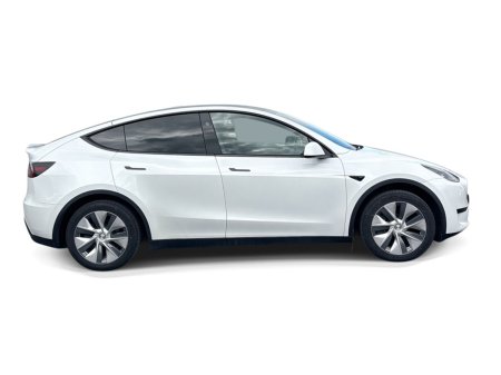 2024 Tesla Model Y - photo 13