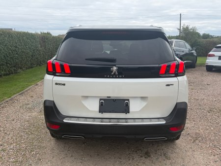 2017 Peugeot 5008 - photo 5