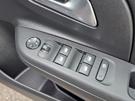 2025 Opel Corsa - photo 31