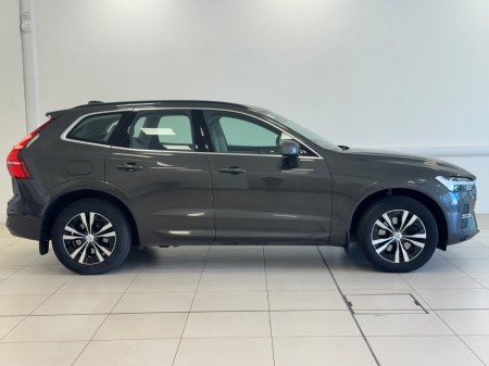2021 Volvo XC60 - photo 3