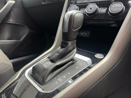 2020 Volkswagen T-Roc - photo 12