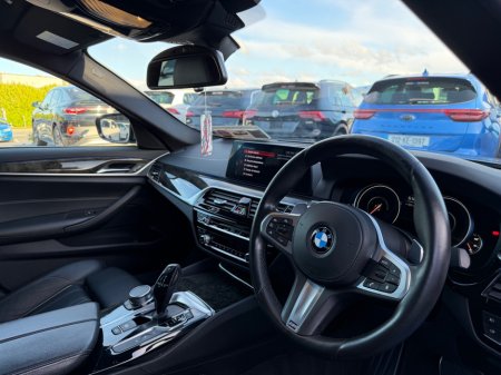 2017 BMW 5-Series - photo 16