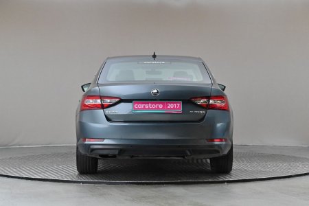 2017 Skoda Superb - photo 8
