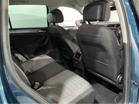 2022 Volkswagen Tiguan - photo 14