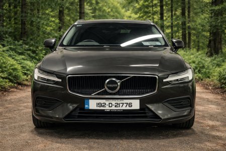 2019 Volvo V60 - photo 2